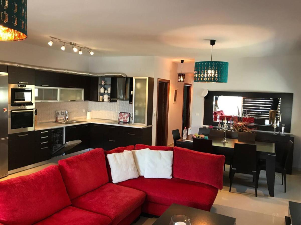 Peramos Luxury Lägenhet Néa Péramos Exteriör bild